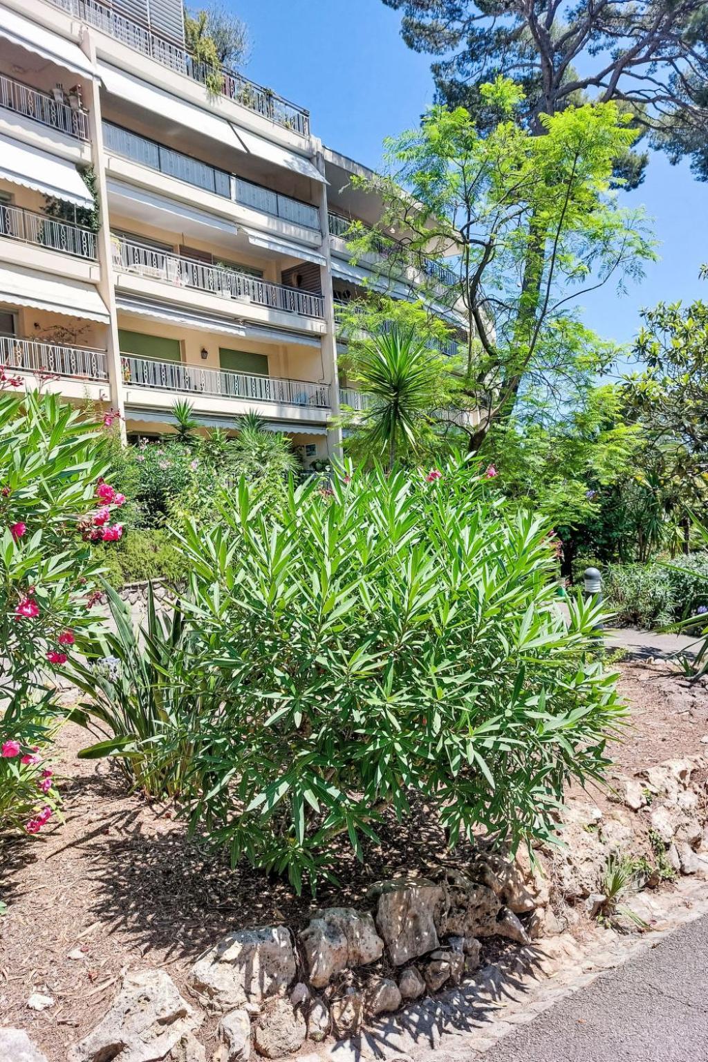 Apartment Les Pins D'Alep By Interhome Le Cannet Exterior foto