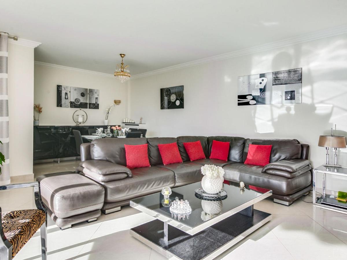 Apartment Les Pins D'Alep By Interhome Le Cannet Exterior foto